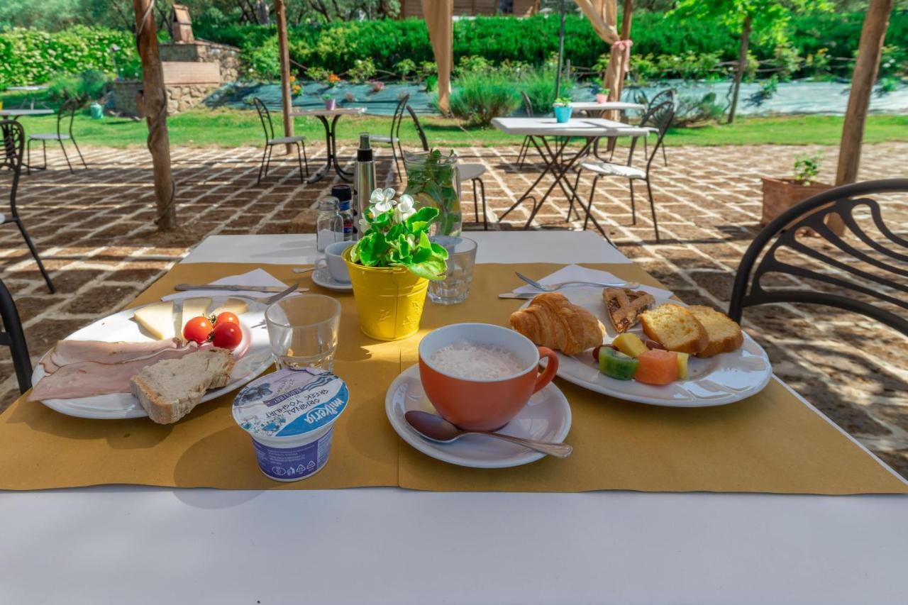La Casa Medioevale Bed & Breakfast Lamporecchio Bagian luar foto