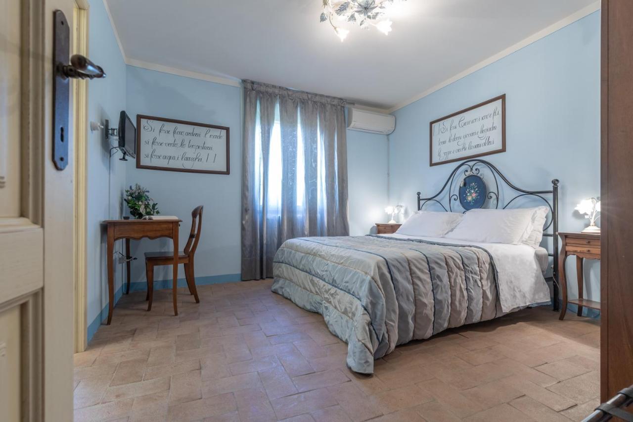 La Casa Medioevale Bed & Breakfast Lamporecchio Bagian luar foto