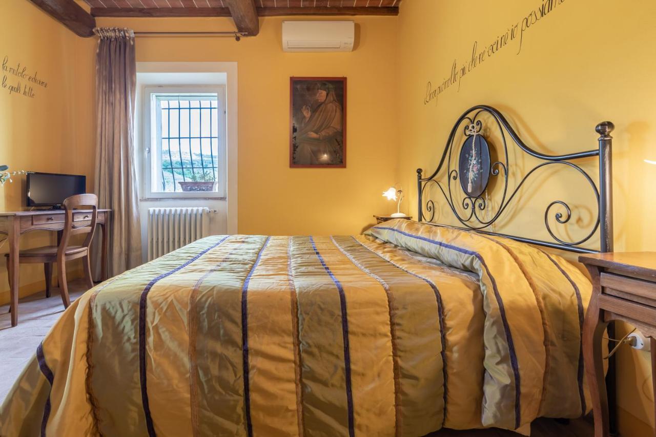 La Casa Medioevale Bed & Breakfast Lamporecchio Bagian luar foto